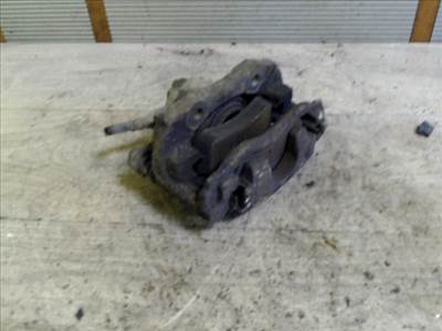 CITROEN XSARA 00.11-04.12 Bal első féknyereg munkahengerrel