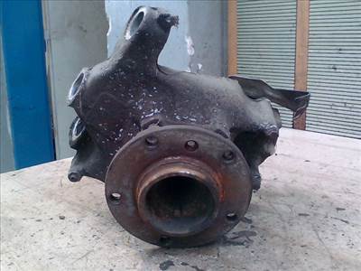 BMW E39 95-03 Csonkállvány kerékaggyal bal első