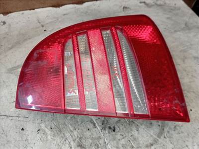 Skoda Superb I Jobb Hátsó Lámpa *151395* 3u5945096