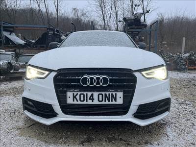 Audi A5 (8T) Sline jobb első lámpa 