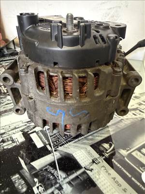 Audi S5 A4 3.0 tfsi generátor 06e903016s