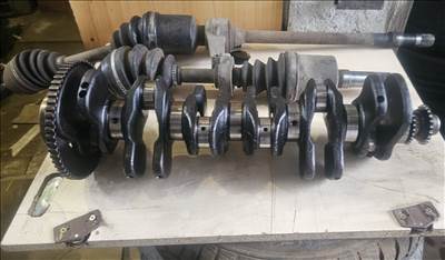 Chevrolet Epica, Daewoo Evanda Fötengely 