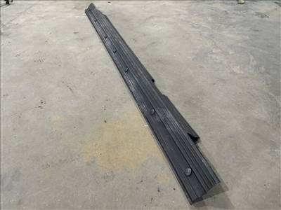 Ford Transit Tranzit MK6 MK7 Első üléssor mögötti műanyag élvédő 8473