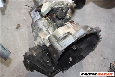 Volkswagen up! 2014- 1.0B QCF sebességváltó (456.)