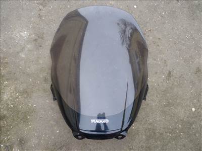 Piaggio X8 gyári szélvédő plexi