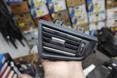 BMW 5-ös sorozat F10/F11 Szellőző