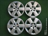 16" Nissan használt dísztárcsa garnitúra (152)