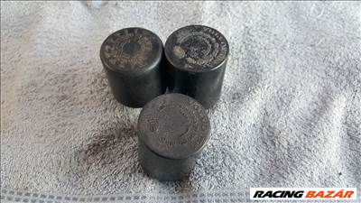 Volvo 1307335 700 900 világítás relé