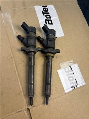 Ford Focus C-MAX 1.6 TDCi porlasztó  0445110259