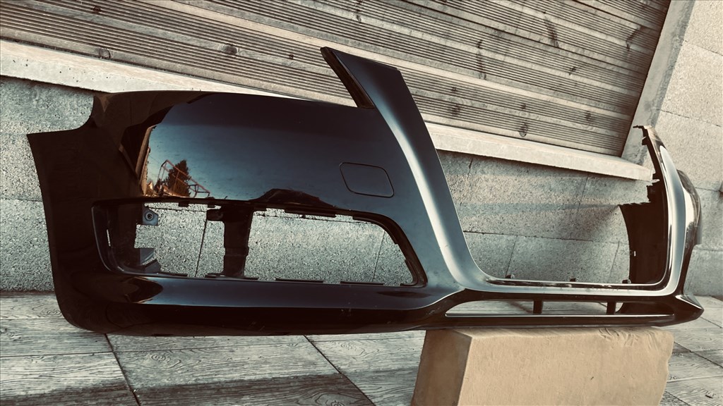 Audi A3 Facelift első lökhárító 8P0807437H 2. kép