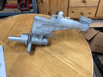 Suzuki SX4 I főfékhenger  0204y24115