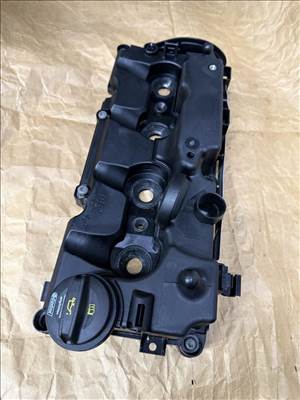 1,6TDI 2.0TDI gyári új szelepfedél  04l103469 03l103469s