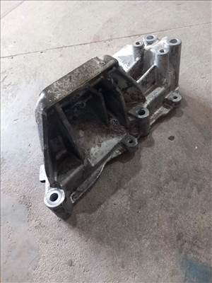 Iveco DAILY 12- 2.3 Motortartó motor tartó bak konzol elem 5876