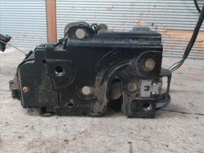 SKODA FABIA 99-07 Jobb első ajtó zárszerkezet központizáras