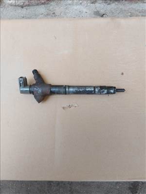 Toyota Avensis (T270) 2.2 D-4D Porlasztó  236700r090