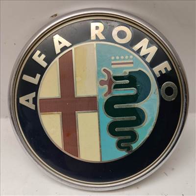 214174 Alfa Romeo 159 2005-2011 hátsó nem nyomógombos embléma, a képen látható állapotban 50500393