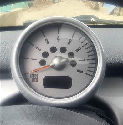 Mini Hatch R50/R53 fordulatszám mérő 