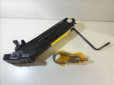 Ford Focus, Fiesta emelő és vonószem 98ab17080cb