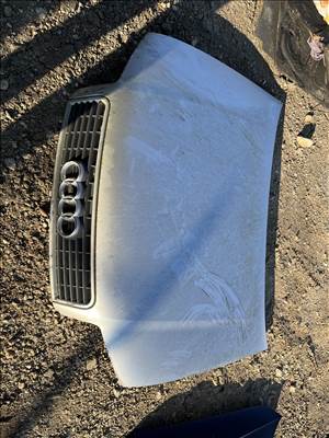 Audi A4 (B6) Motorháztető LY7W