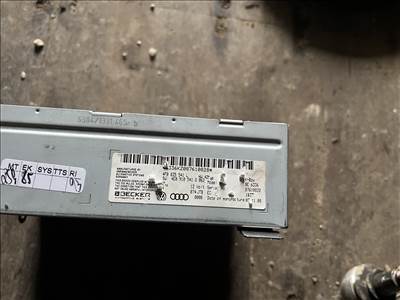 Rádió unit 4F0 035 541 L