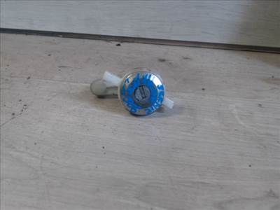 RENAULT MEGANE SCENIC 97-99 Bal első ajtó dugózár