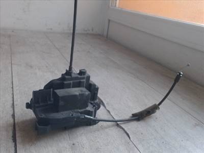 RENAULT Modus 2008.04.01- Bal hátsó ajtó zárszerkezet központi záras