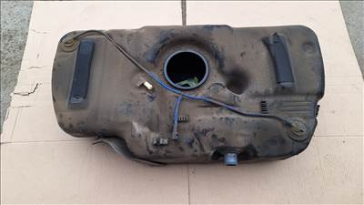 Opel Meriva A üzemanyag tartály 13199257