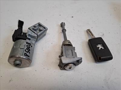 Peugeot 5008  zárgarnitúra motorvezérlő nélkül