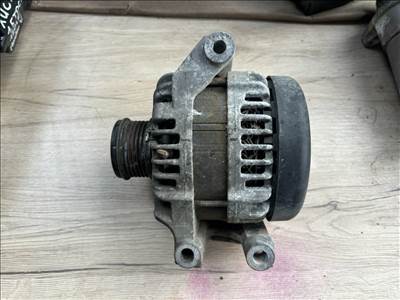 Opel Corsa E 1.3 CDTI generátor  0126302104