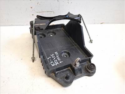 Mazda CX-3  akkumlátor tartó D09T56041