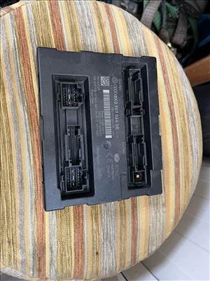 Audi A4 (B8), Audi A5 (8T) Komfort modul 8K0 907 064 GE 