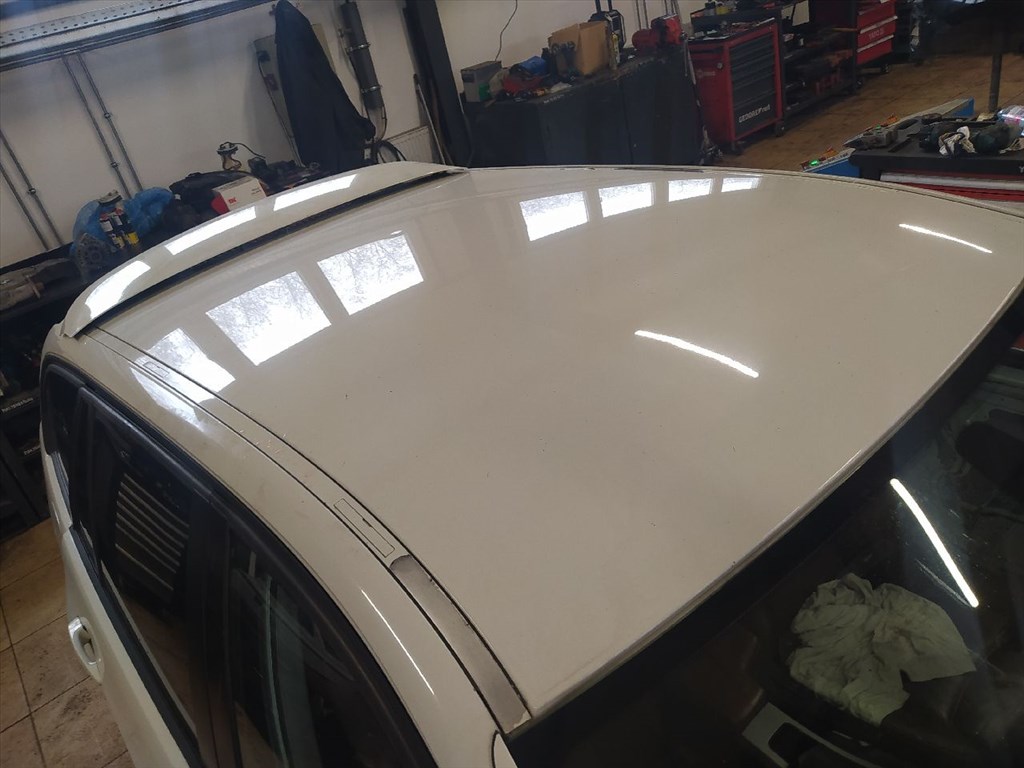 BMW 3 Touring (E91) 320 d - Bontódik! 9. kép
