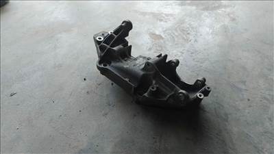 Renault TRAFIC Opel VIVARO 06 Generátor klímakompresszor tartóbak 7334