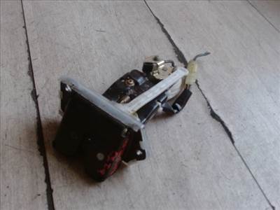 SUZUKI WagonR+ Csomagtér ajtó zárszerkezet