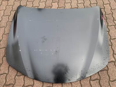 Alfa Romeo Giulia (2016-tól) Új gépháztető 