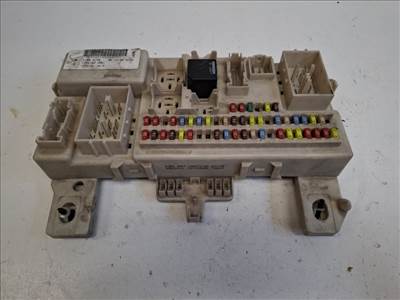 Ford Focus C-max  biztosítéktábla utastér 4M5T14A073DG