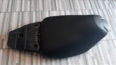 Aprilia SR Kör Street  ülés 