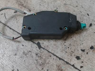 CHEVROLET Tacuma 02-08 Csomagtérajtó központi zár motor