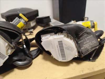 Volkswagen Amarok Bal első biztonsági öv  2ho857805craa