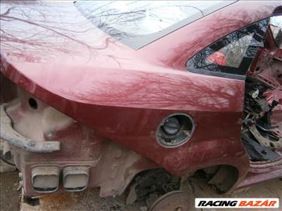 Fiat Linea jobb hátsó negyed