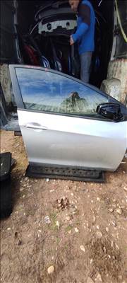 Hyundai i30 (GD) Jobb első ajtó 