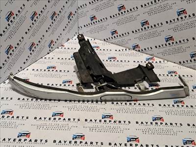 BMW E46 sedan touring jobb első ezüst titansilber fényszórómosós lámpamosó bajuszléc bajusz léc