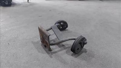 Ford Transit Tranzit MK8 14 Hátsó kipufogó dob cső gumibak konzol 9930
