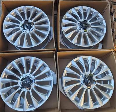 Fiat 500X gyári új 18" alufelni garnitúra, 5x110 