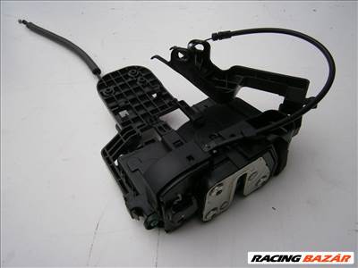 Kia Venga bal hátsó ajtó zárszerkezet 814101P000