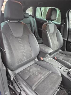 Opel Astra K Alcantara fűthető ülésszett 