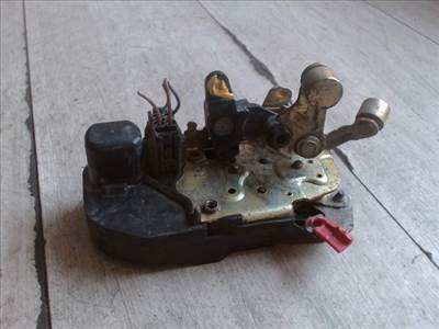 CHRYSLER VOYAGER 01.03-05.01 Jobb első ajtó zárszerkezet központizáras