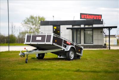 Új billenős SEBAL - fa oldalfalas D250 utánfutó akciósan 489.000 Ft