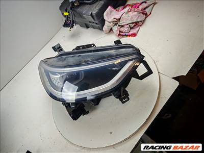 Volkswagen ID.3 fényszóró jobb (full LED) 10b941036a