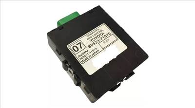 89533-71070 Bontott Toyota Hilux 4WD - Összkerék Kapcsoló Elektronika (2011–2015)